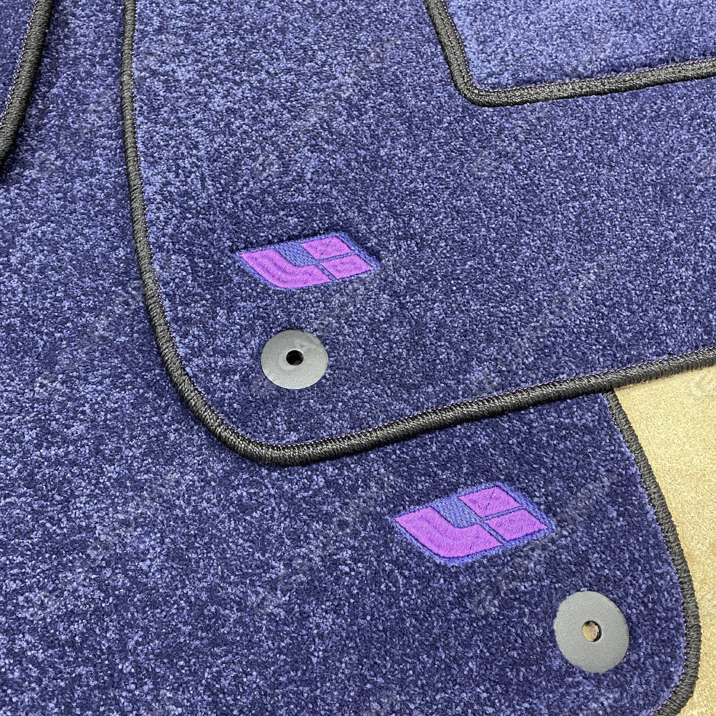 Коврики на Li L7 2022&nbsp;-&nbsp;2026 во Владикавказе