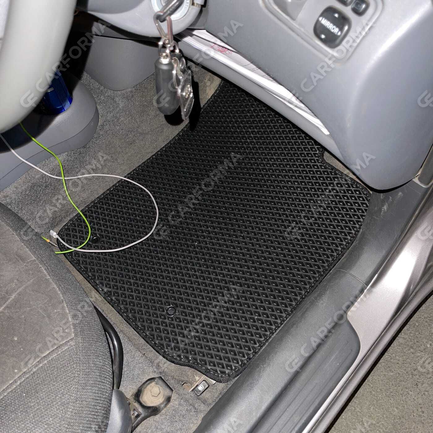 Коврики на Toyota Vitz I 1998&nbsp;-&nbsp;2005 во Владикавказе