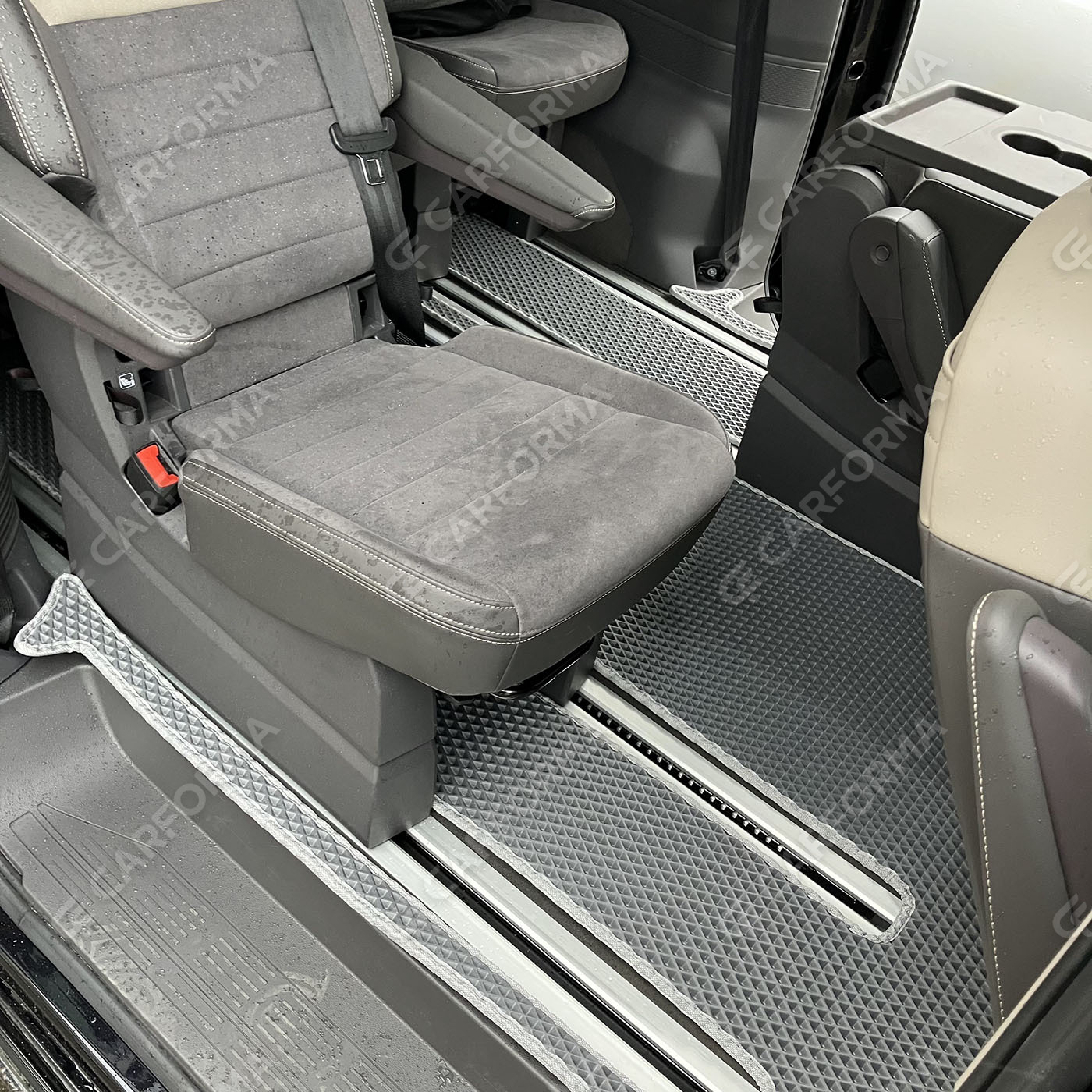 Коврики на Volkswagen Multivan (T7) 2021&nbsp;-&nbsp;2026 во Владикавказе