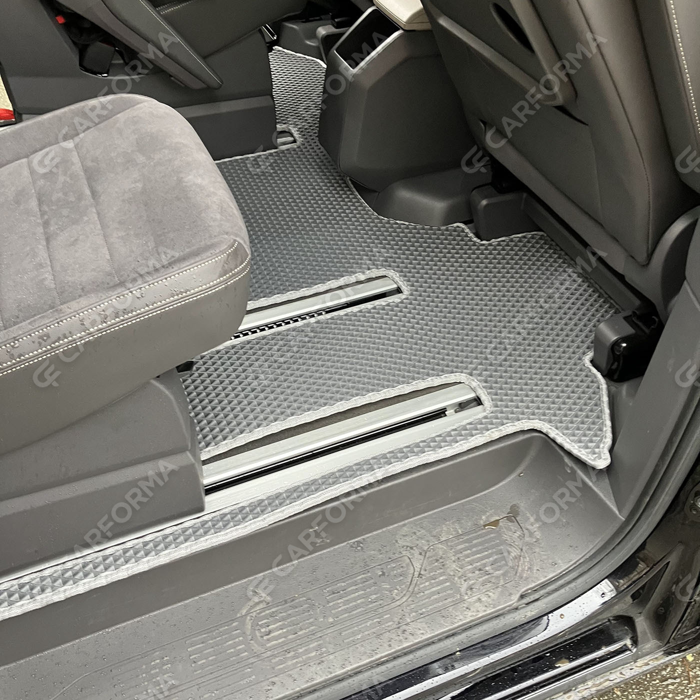 Коврики на Volkswagen Multivan (T7) 2021&nbsp;-&nbsp;2026 во Владикавказе