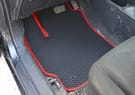 Коврики на Toyota Yaris II 2005 - 2011 во Владикавказе