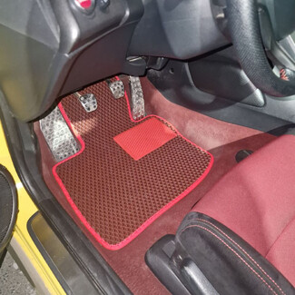 Коврики на Honda Civic VIII 3d 2006&nbsp;-&nbsp;2011 во Владикавказе