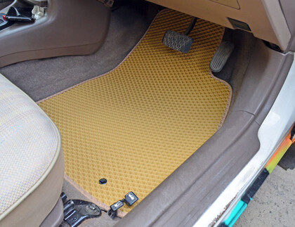 Коврики на Toyota Cynos (L50) 1995 - 1999 во Владикавказе