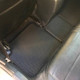 Коврики на Toyota Corolla Fielder (E14) 2006&nbsp;-&nbsp;2012 во Владикавказе