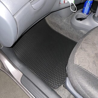 Коврики на Toyota Vitz I 1998&nbsp;-&nbsp;2005 во Владикавказе