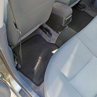 Ворсовые коврики на Nissan Almera 2 (N16) 2000 - 2006 во Владикавказе Ворсовые коврики на Nissan Almera 2 (N16) 2000 - 2006 во Владикавказе